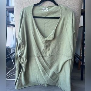 Green Urban Outfitters long sleeve